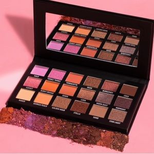 NEW! KAB Cosmetics Day & Night 18 Shade Eyeshadow Palette